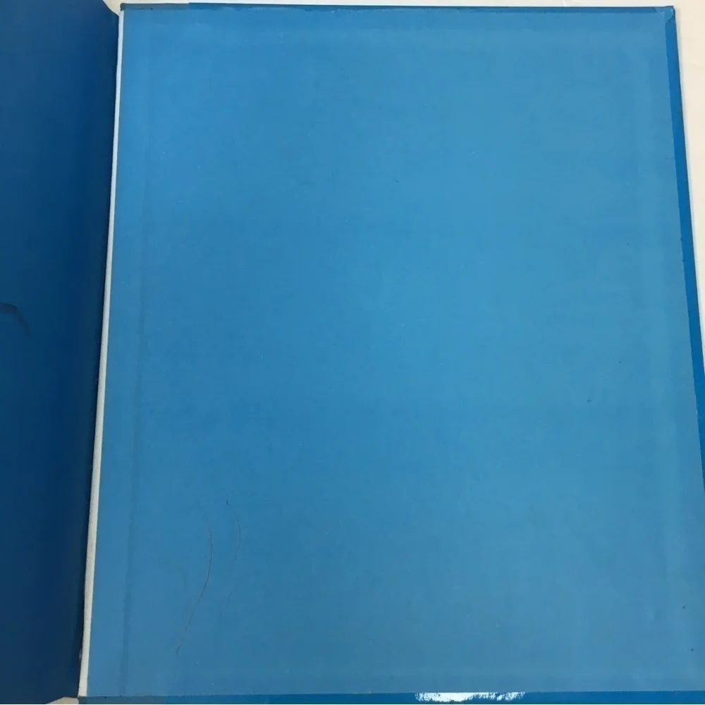 VINTAGE 1996 Book Treasury of Literature Sidewalks Sing Homeschooling Classroom